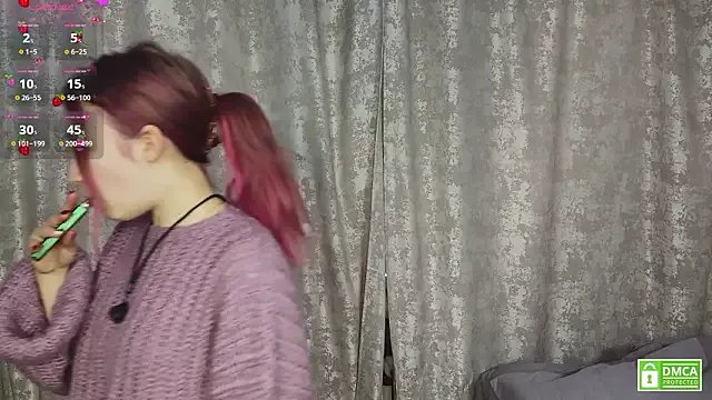 Cutie_Ellis — spank my ass, and moan