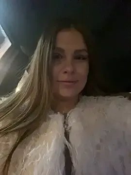 CutieLui_ on StripChat