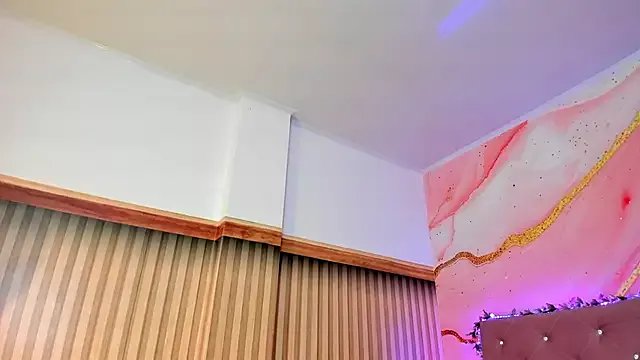 Daisy__rose on StripChat