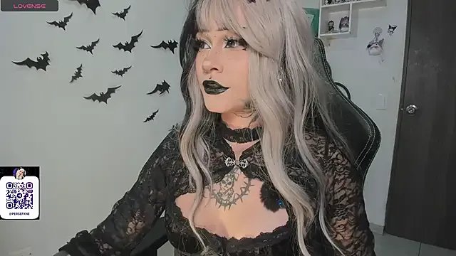 damnliciousss on StripChat