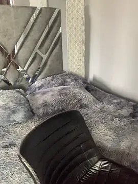 Daniela_Pink on StripChat