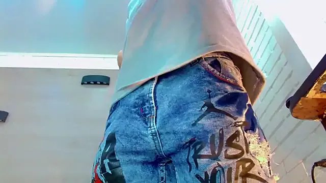 Daniela_Pink_ on StripChat