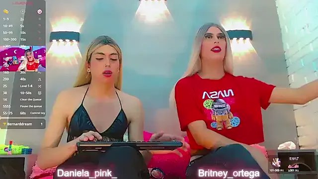 Daniela_Pink_ on StripChat