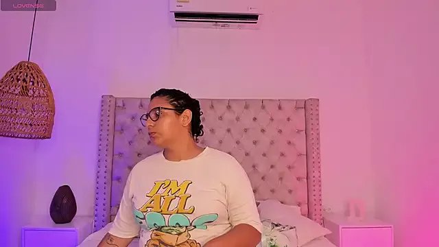 DanielleEvans_ on StripChat