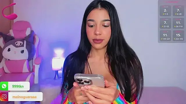 Danisaenz__ on StripChat