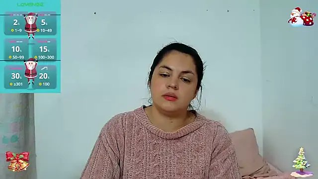 Danna_Saturnitee on StripChat