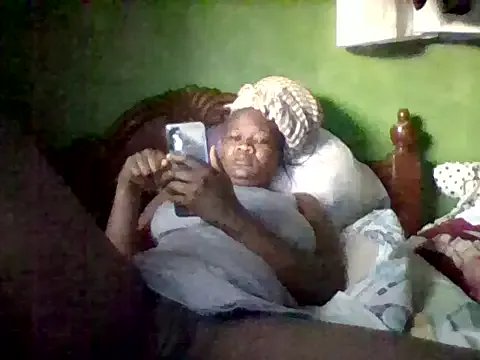 Dark_Drippyboobs on StripChat