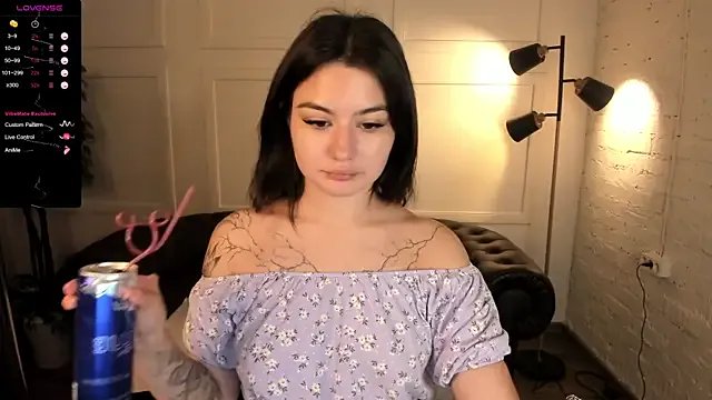 Dark_Moni on StripChat