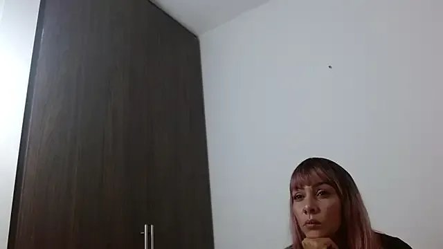 dasha_naughty on StripChat