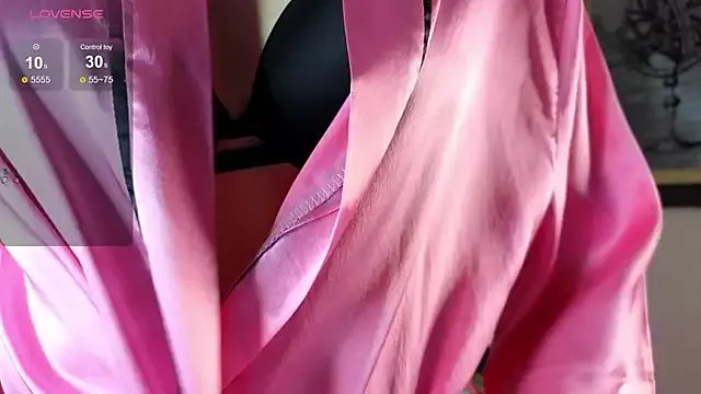 DebiHenks on StripChat