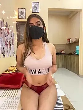 deepikaa_aroraa on StripChat