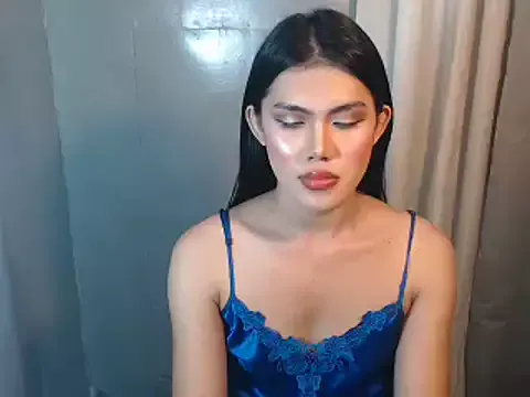 Offline Delicate_Savannah on StripChat