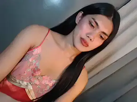 Offline Delicate_Savannah on StripChat