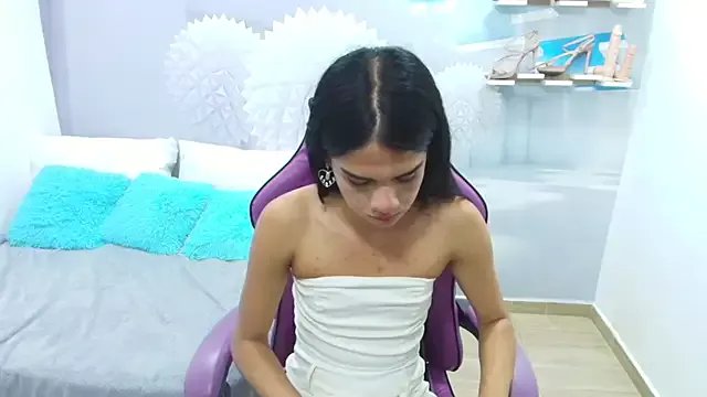 DEMI_LEED on StripChat