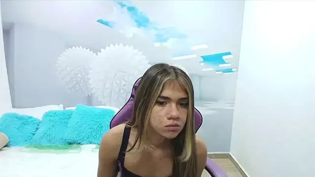 DEMI_LEED on StripChat