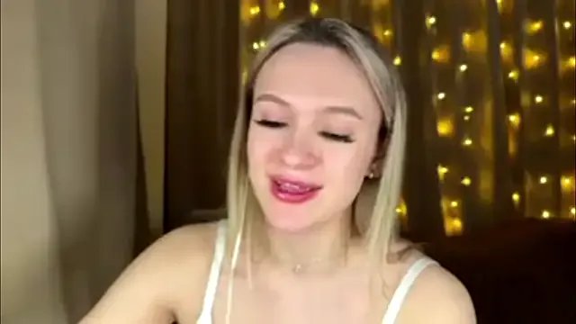 Demoralive on StripChat