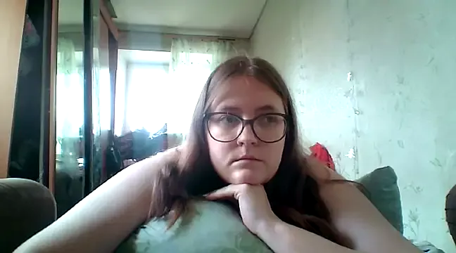 Offline DesireMelissa on StripChat