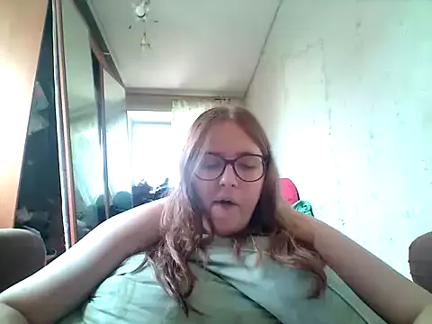 Offline DesireMelissa on StripChat