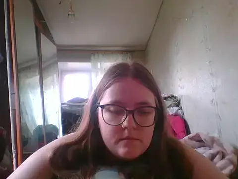 Offline DesireMelissa on StripChat