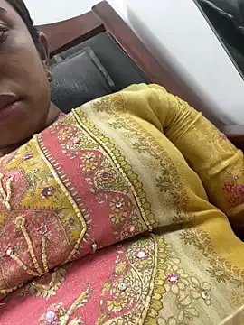 desitease on StripChat