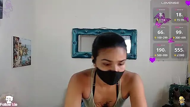 DestinyHills on StripChat