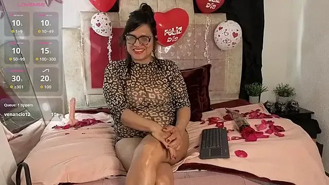 Devora_mature65 on StripChat