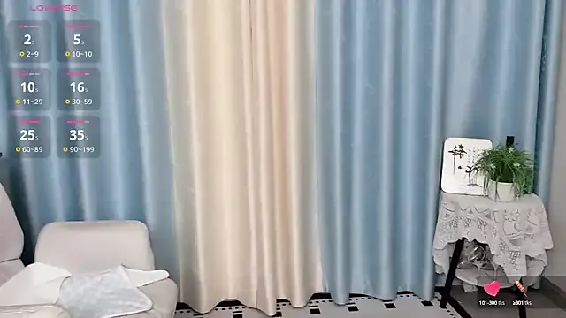 Offline Dewluna on StripChat