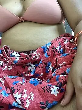 dhanshri143 on StripChat