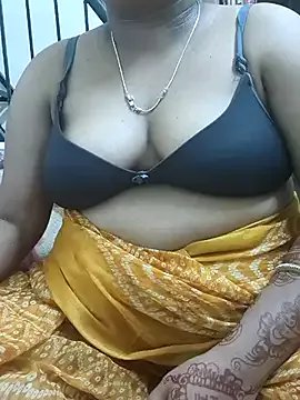 dhanshri143 on StripChat