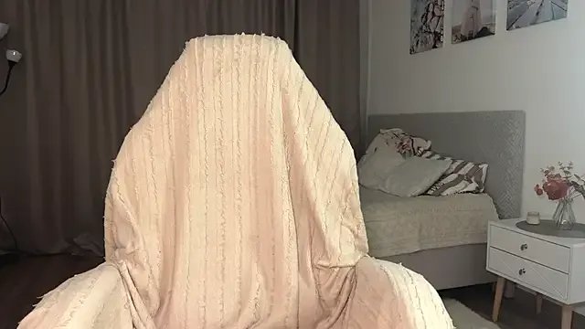 diaanona on StripChat