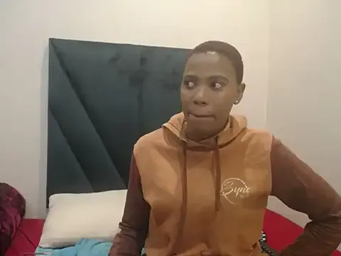 Private Didienana on StripChat