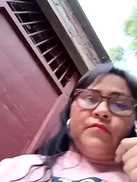 Dirty-Momm-Divorced-Hot on StripChat