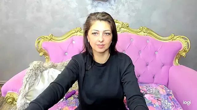 DivinSandra on StripChat