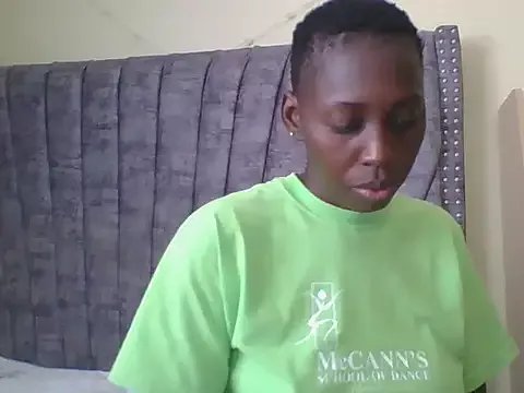 Dizzydose on StripChat