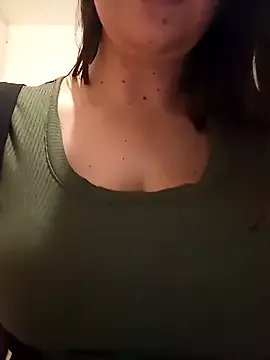 Dolcissima33 on StripChat