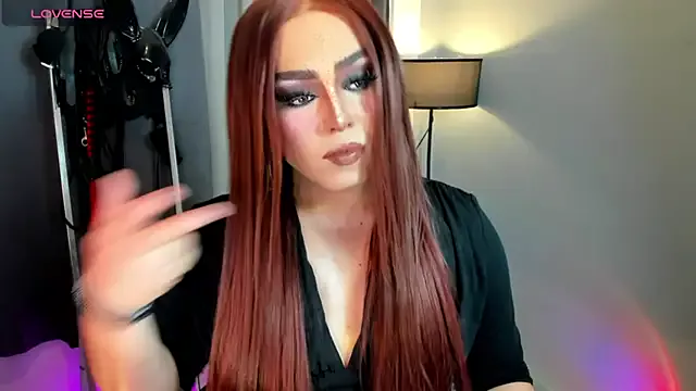 Offline DominaAurumXXX on StripChat