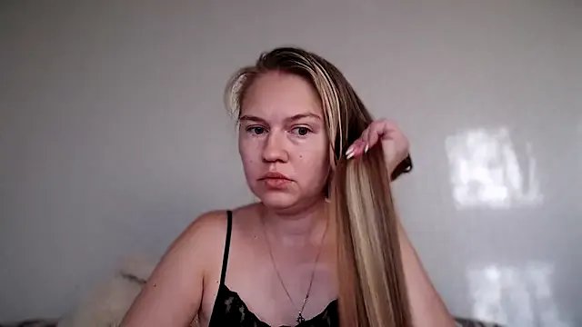 dream_alexa on StripChat