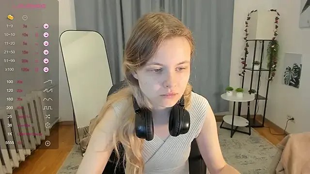 DreamSinder on StripChat