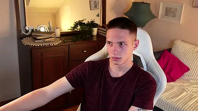 dustyn_fox on StripChat