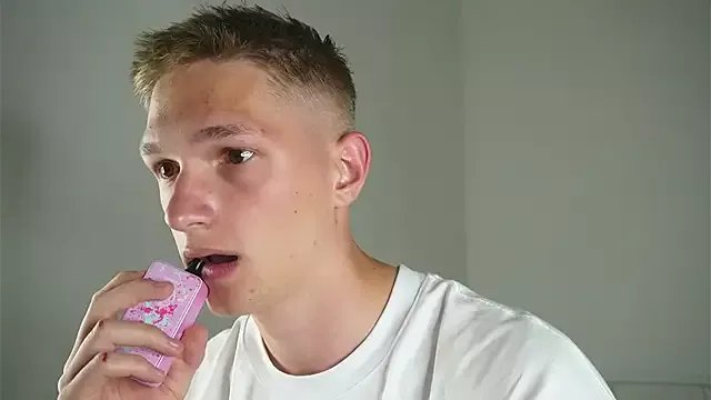 dustyn_fox on StripChat