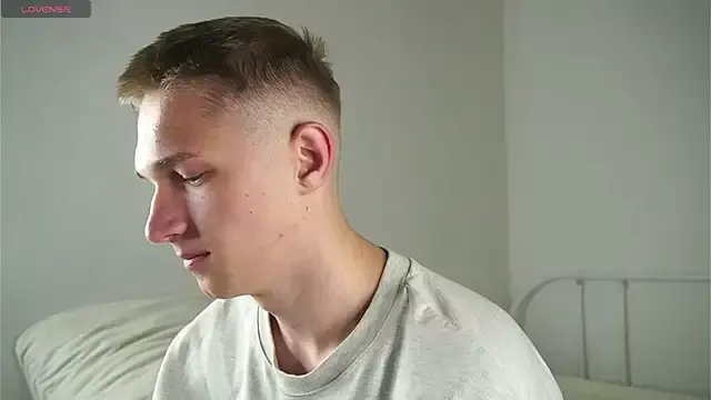 dustyn_fox on StripChat