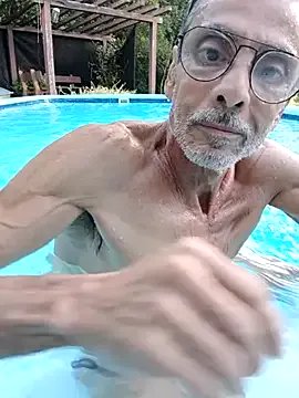 dutra498 on StripChat