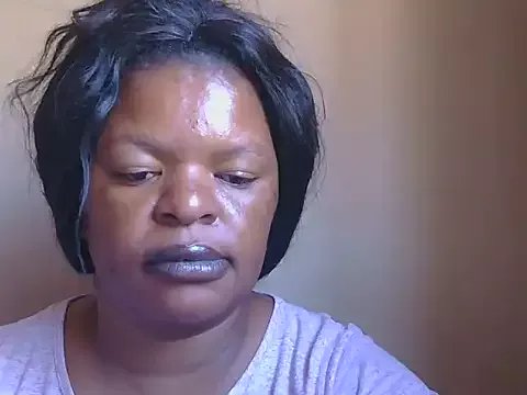 ebony_rose11 on StripChat