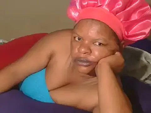 ebony_rose11 on StripChat