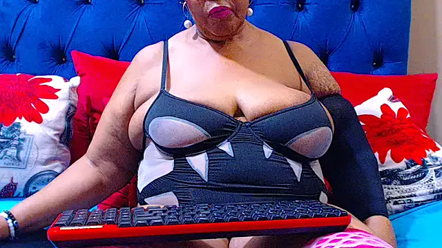 Offline ebonycandy10 on StripChat