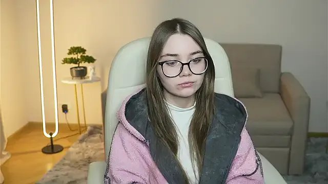 EdythOrwin on StripChat