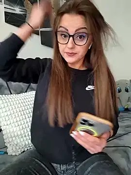 Eelleen on StripChat