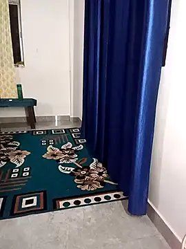 EeshaBhabi on StripChat