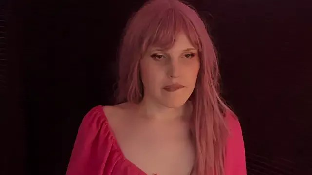 EffieMinki on StripChat