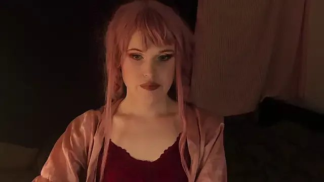 EffieMinki on StripChat